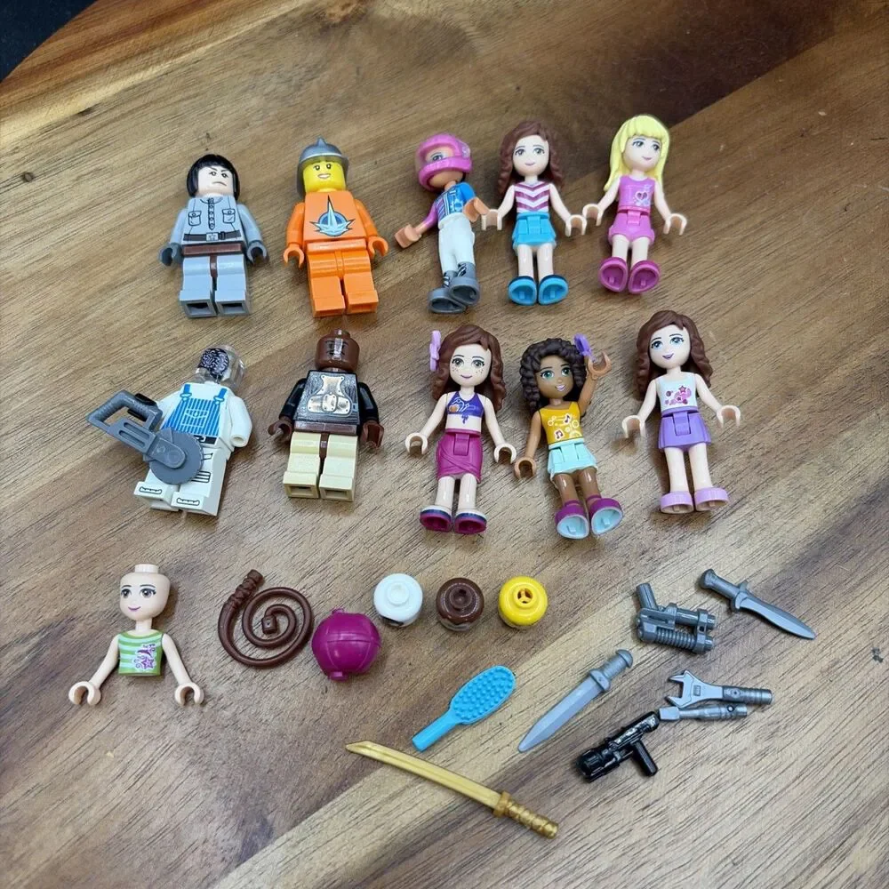 Lot Of Lego Minifigures & Accessories Friends, Indiana Jones, Lego City